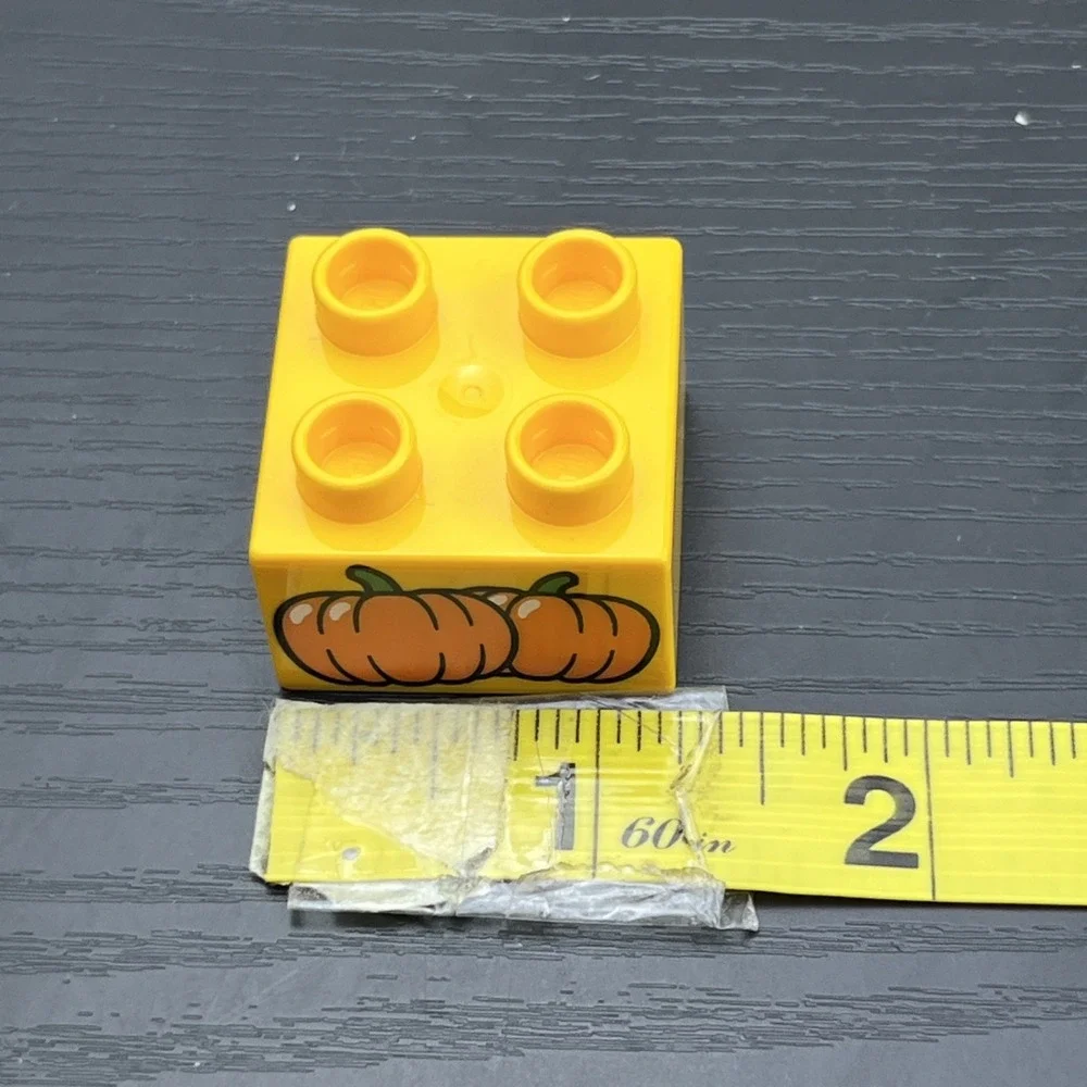 LEGO DUPLO Yellow Pumpkin Bricks Halloween Fall‎ 2x2 Lot of 2 Genuine Parts